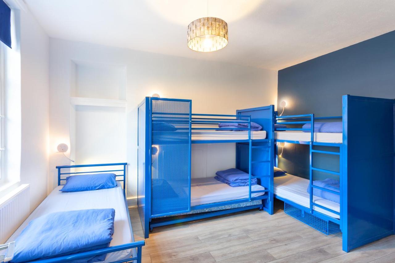 Ocean Backpackers Self-Catering Hostel อิลฟราคูมบ์ ภายนอก รูปภาพ