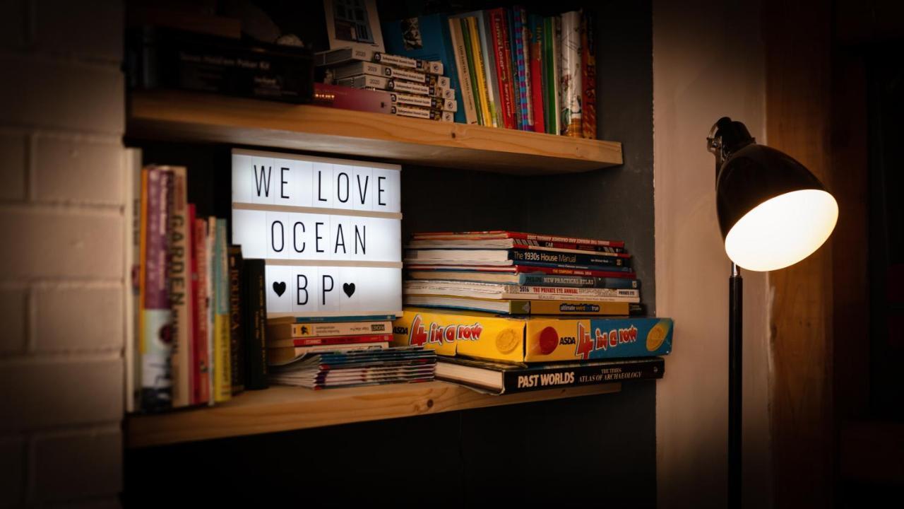 Ocean Backpackers Self-Catering Hostel อิลฟราคูมบ์ ภายนอก รูปภาพ